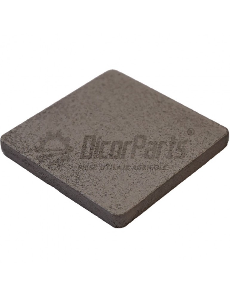 Placuta din metal dur