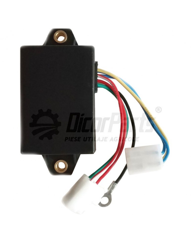 Aparat de comanda a motorului