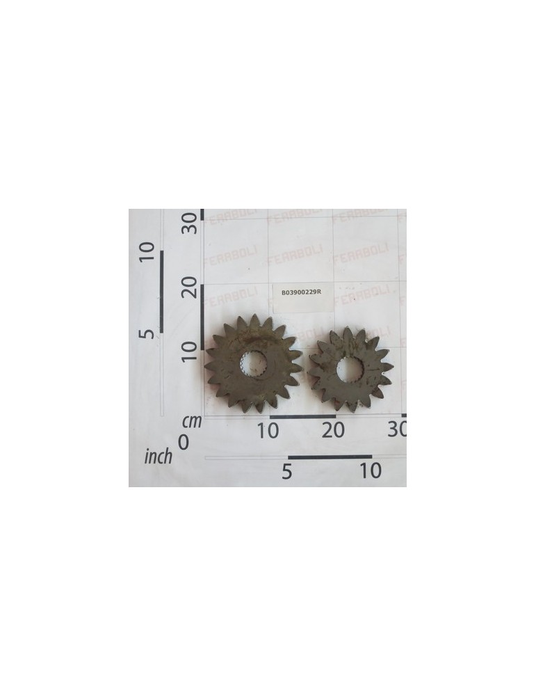 PAIR OF GEARS Z-16/19 BYPY