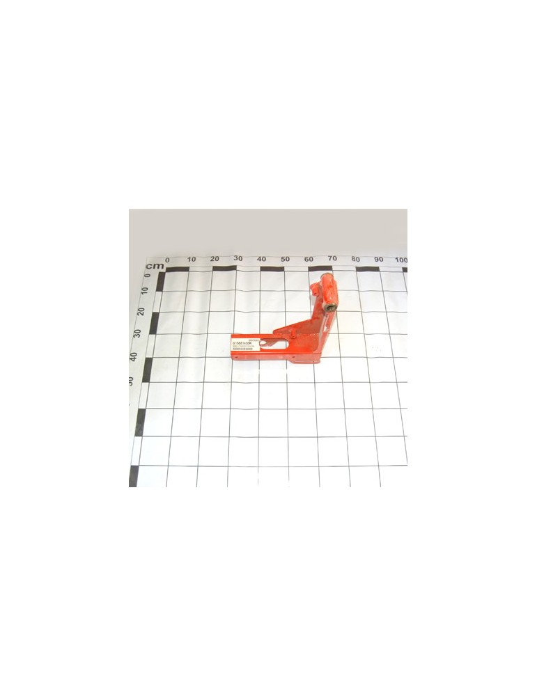 DISTRIBUTOR HITCH ASSEMBLY