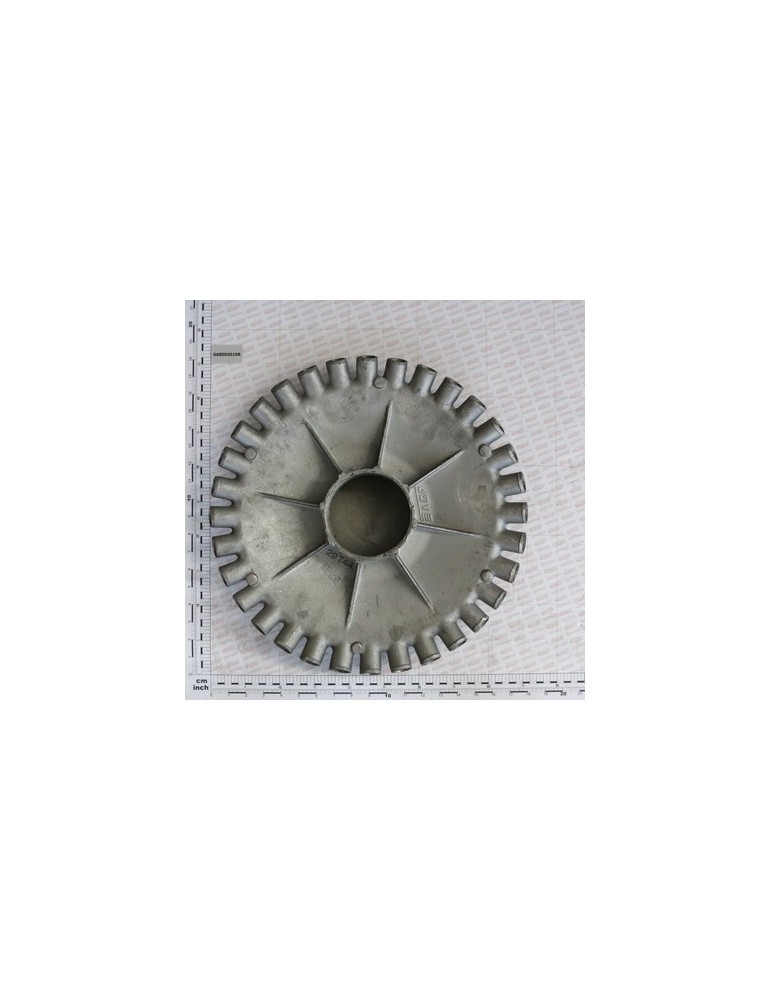 DISTRIBUTOR 32 OUT.WITH COVER