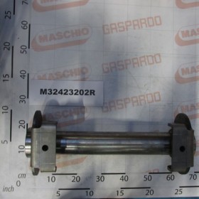 TRANSM. SIDE SPACER L-548
