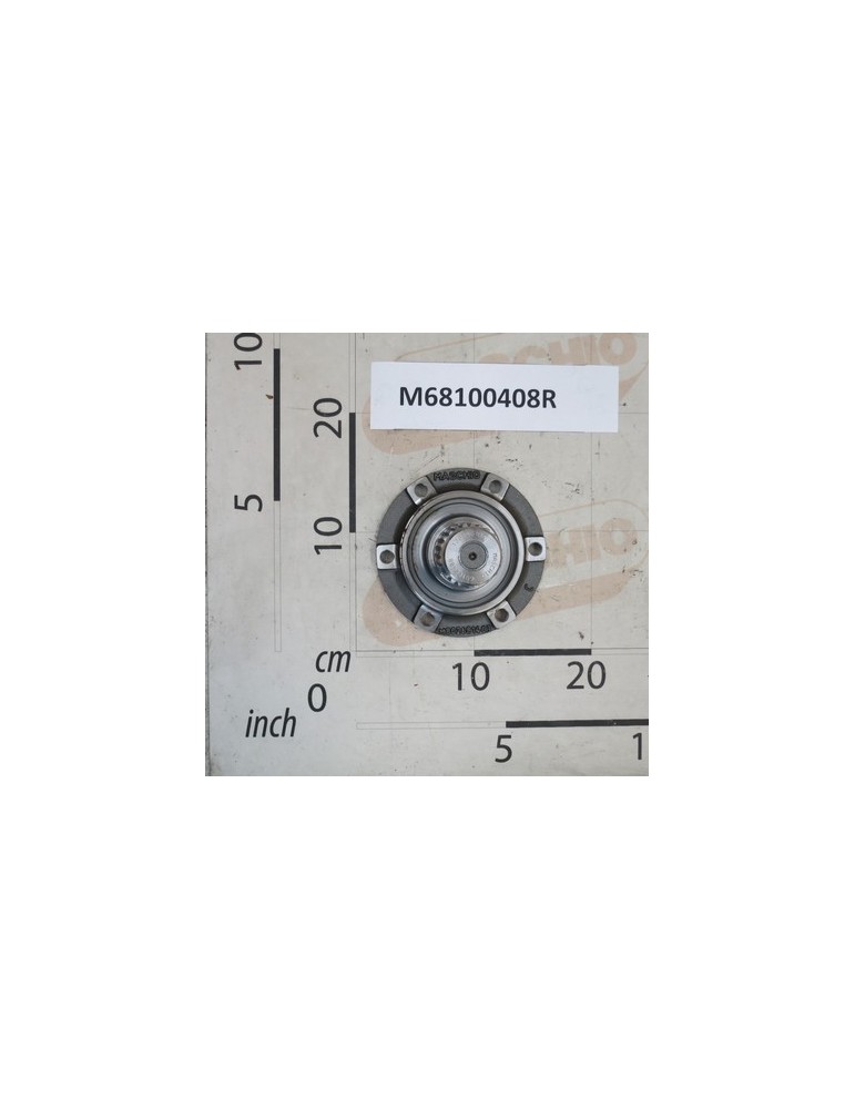 DRIVE SIDE HUB
